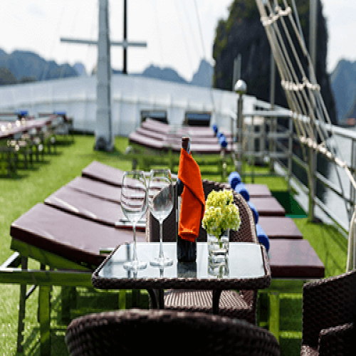 Tour du thuyền Venezia thăm vịnh Lan Hạ 1 ngày