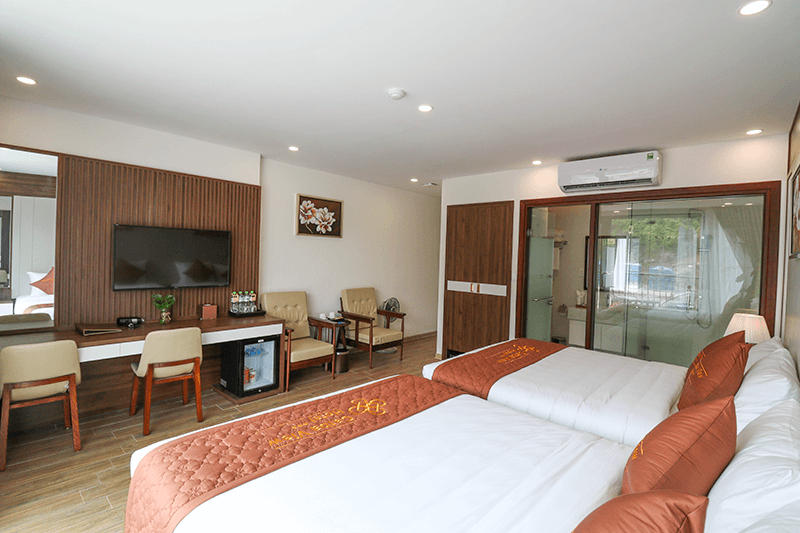 Kh&aacute;ch sạn 3 sao C&aacute;t B&agrave;