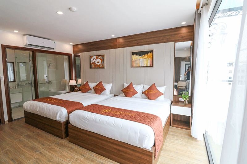 Kh&aacute;ch sạn 3 sao C&aacute;t B&agrave;