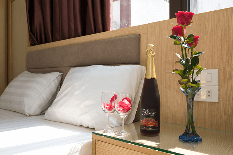 Kh&aacute;ch sạn 2 sao C&aacute;t B&agrave;