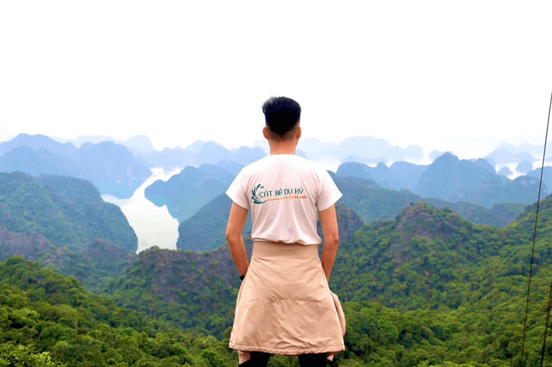 Đồi Hải Qu&acirc;n thuộc l&agrave;ng Việt Hải